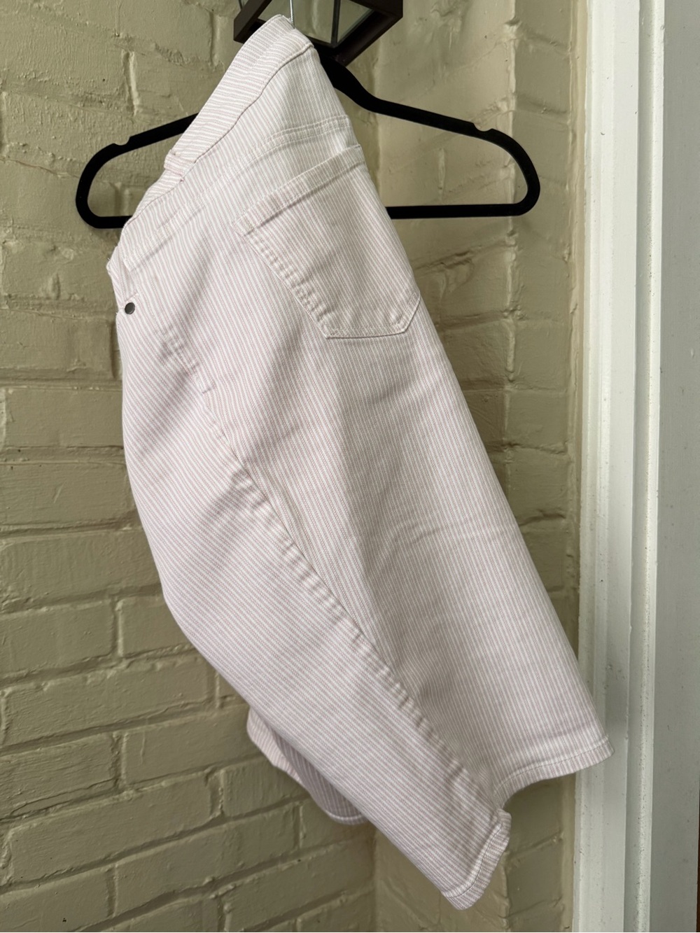 CJ Banks Light Pink Pinstripe Capri Pants
